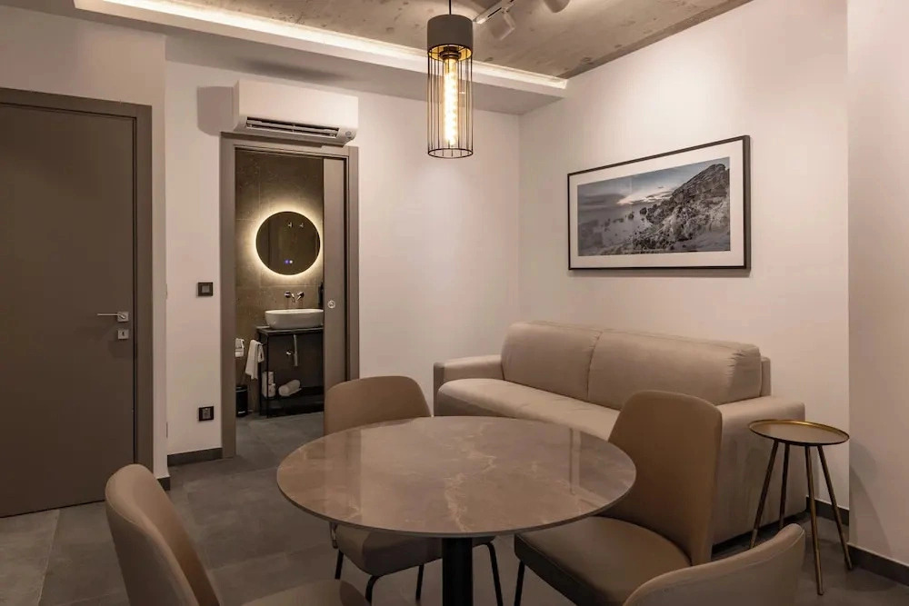 Marea Suites