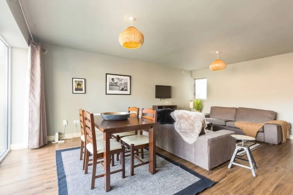 City Centre 1 Bedroom Apartment