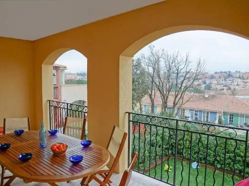 Apartment La Boisseliere