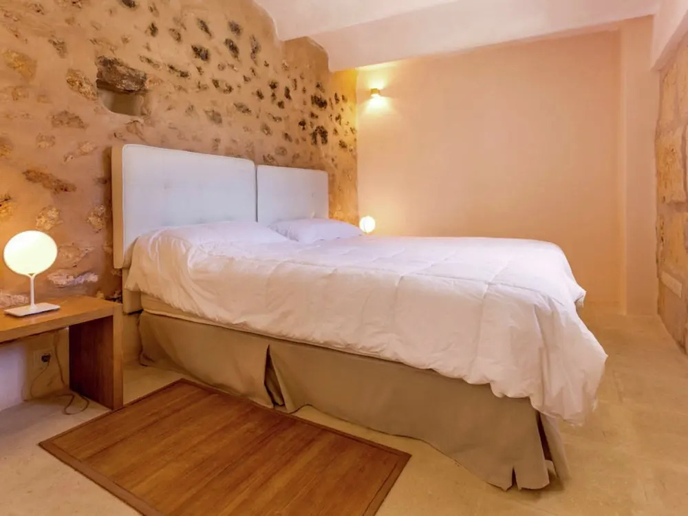 This finca has its own private access to the beautiful sandy beach Es Trenc