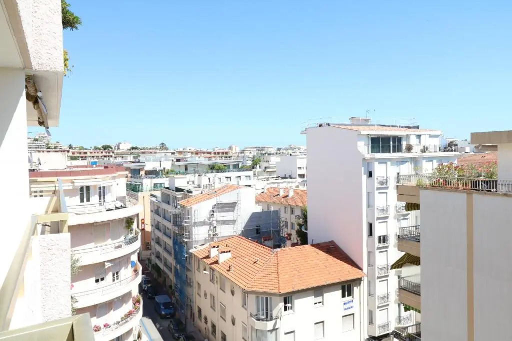 2 bedroom & studio Palais Royal 2 mins from Croisette and Carlton
