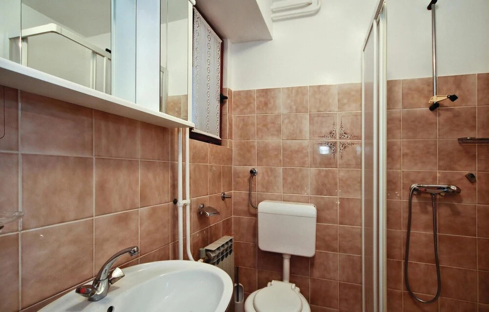 Nice Home in Porec With Wifi and 1 Bedrooms