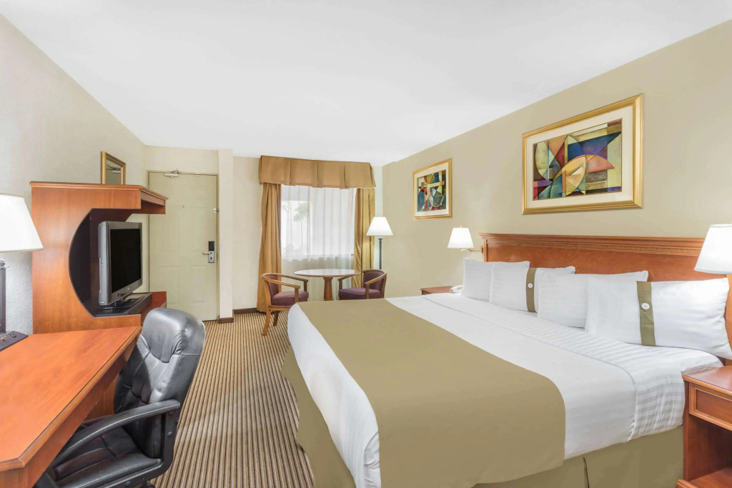 Wyndham Garden Obregon
