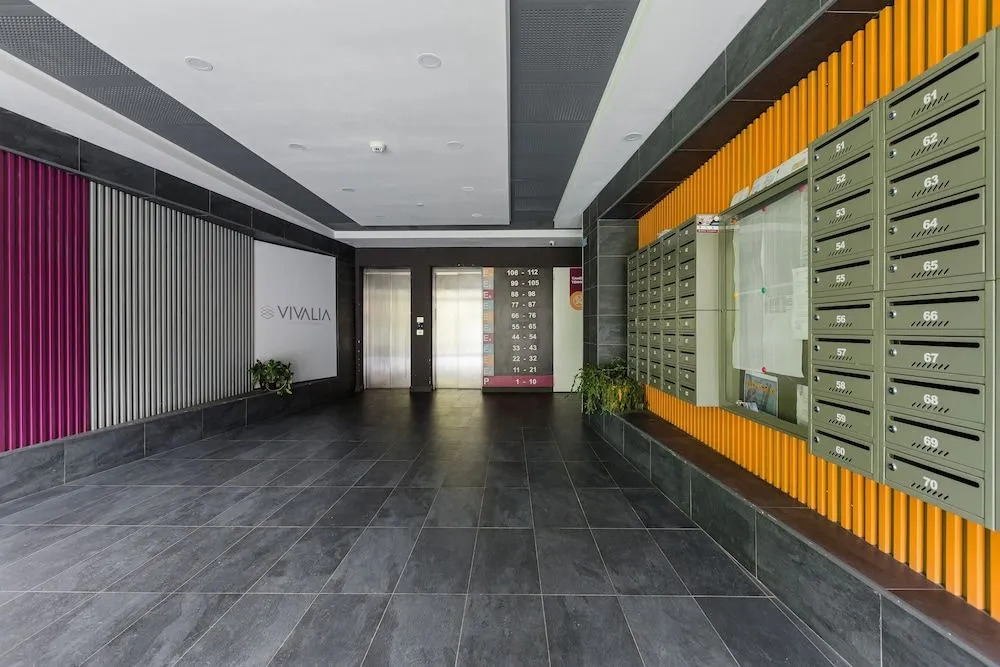 Apartment Ensity