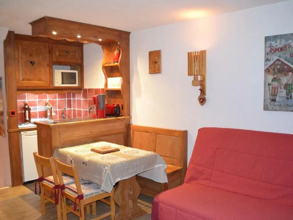 Appartement Les Menuires, 1 pièce, 4 personnes - FR-1-452-151