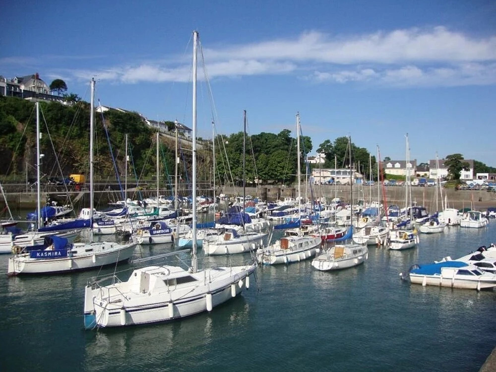 Fantastic Apartment, Overlooking the Sensory Garden With Harbour and Beach