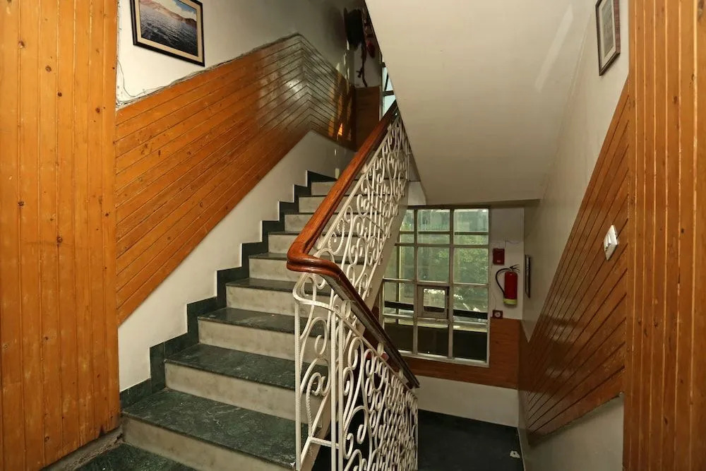 OYO 474 Hotel VM Residency