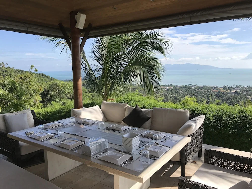 Villa Sarasuz is a 5 Star Luxury Villa Located on the Prestigious Bophut Hill