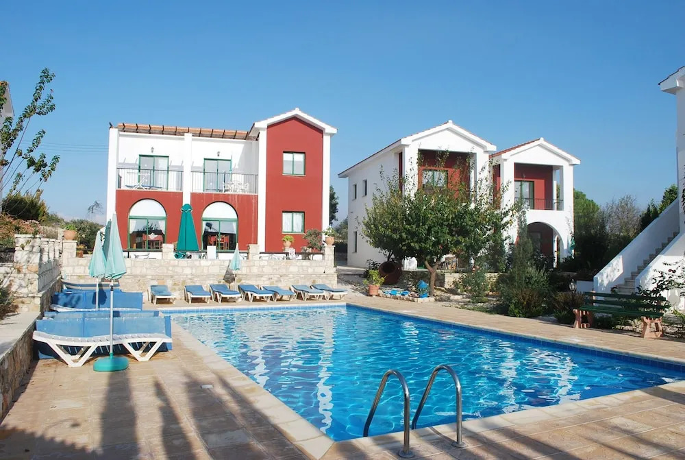 Aloni Apartments