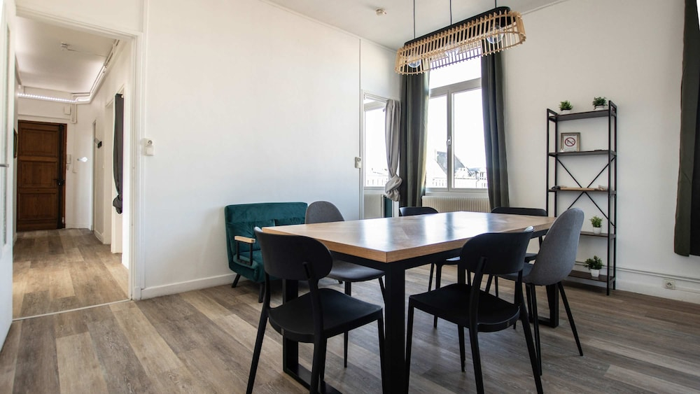 Cosy Place d Armes au 3eme Etage