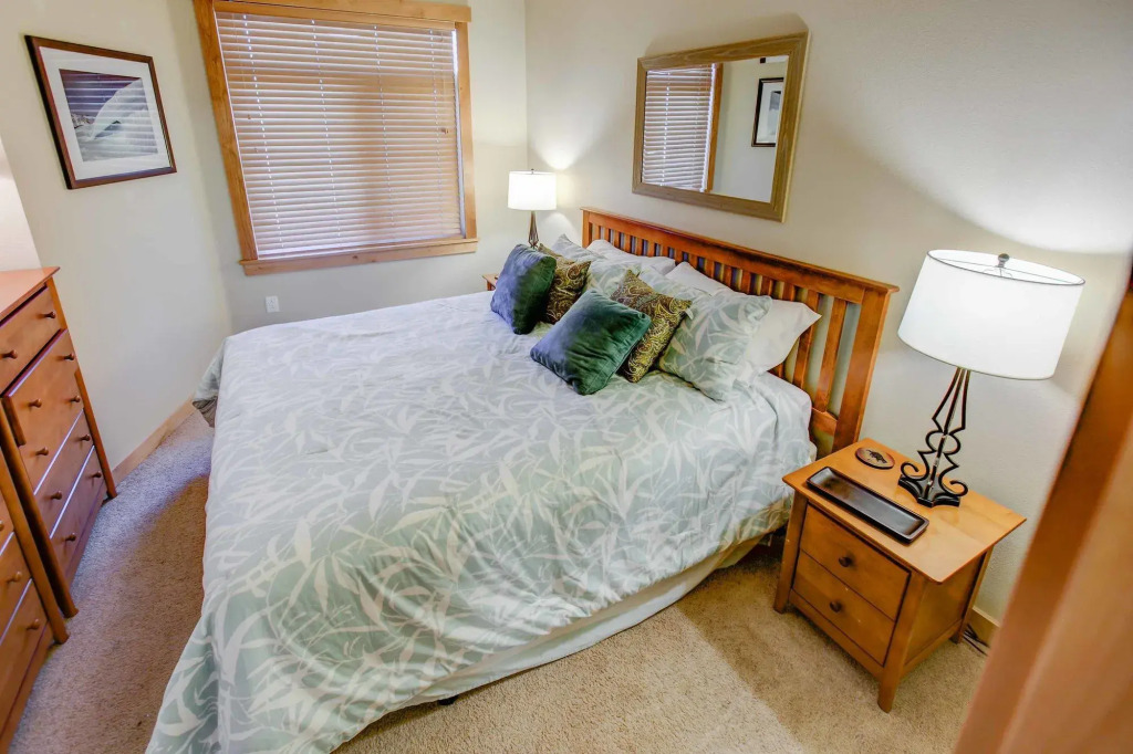 Sunstone 131 - Two Bedroom Condo