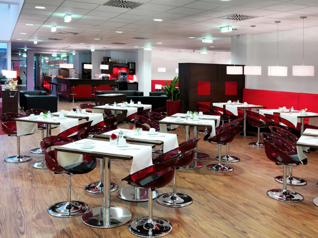 Отель Plaza Inn Amedia Wien