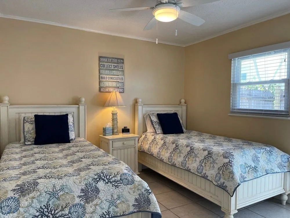 Sea Pirate 5 2 Bedroom Home by RedAwning