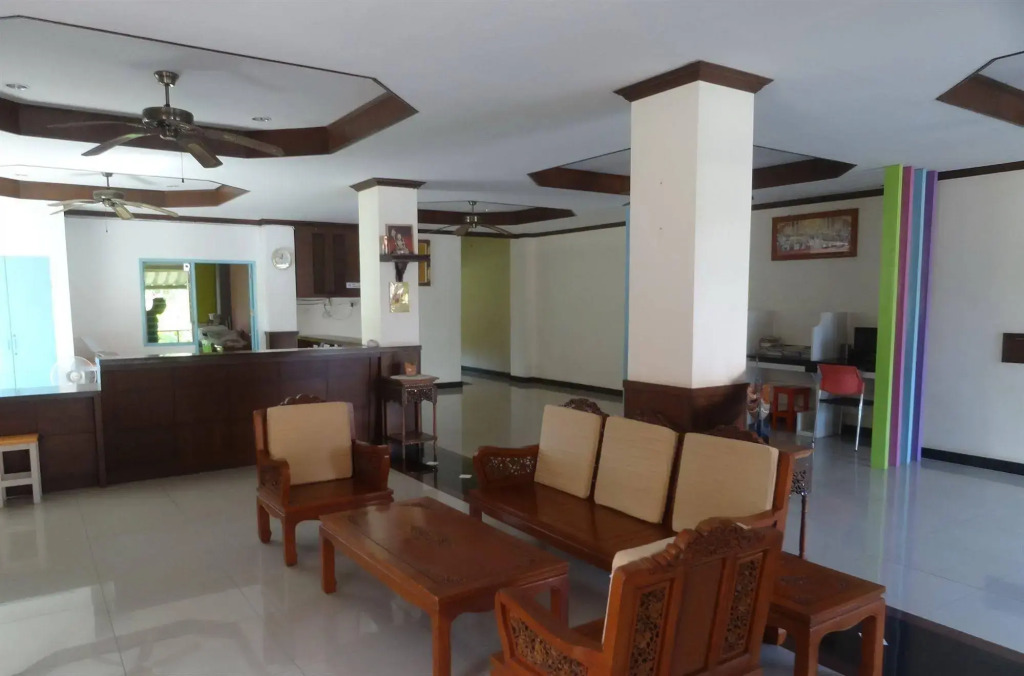 The Moon Night Ao Nang Hotel
