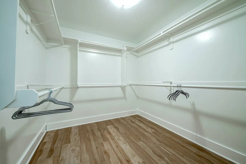 1185 Tamarack 4 Bedroom Home by RedAwning