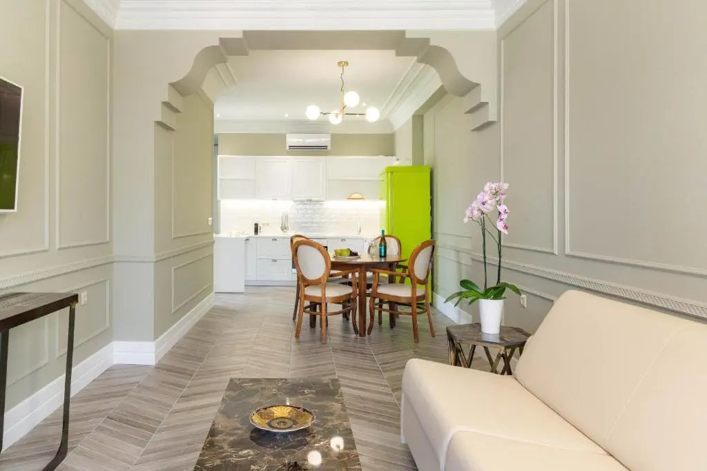 Ormos Luxury Suites Elia