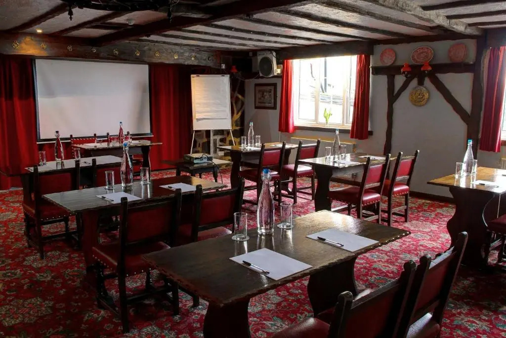 The Old White Lion Hotel