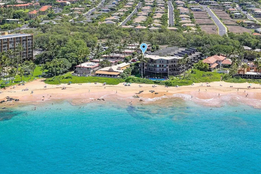 Oceanfront Hale Hui Kai 313 Large Lanai, AC, Incredible Views on Keawakapu Beach