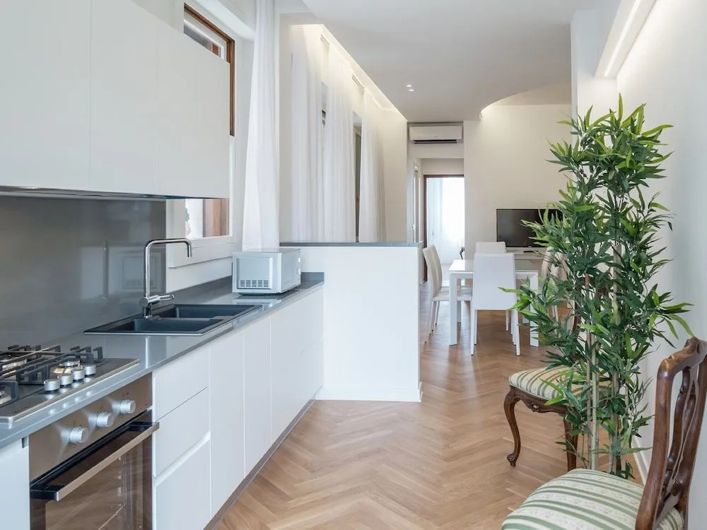 Zen Accommodations Grand Canal