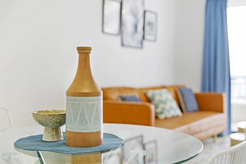 KOZYGURU Haymarket SYD Overly Warm 1 Bed APT NHA317-546A