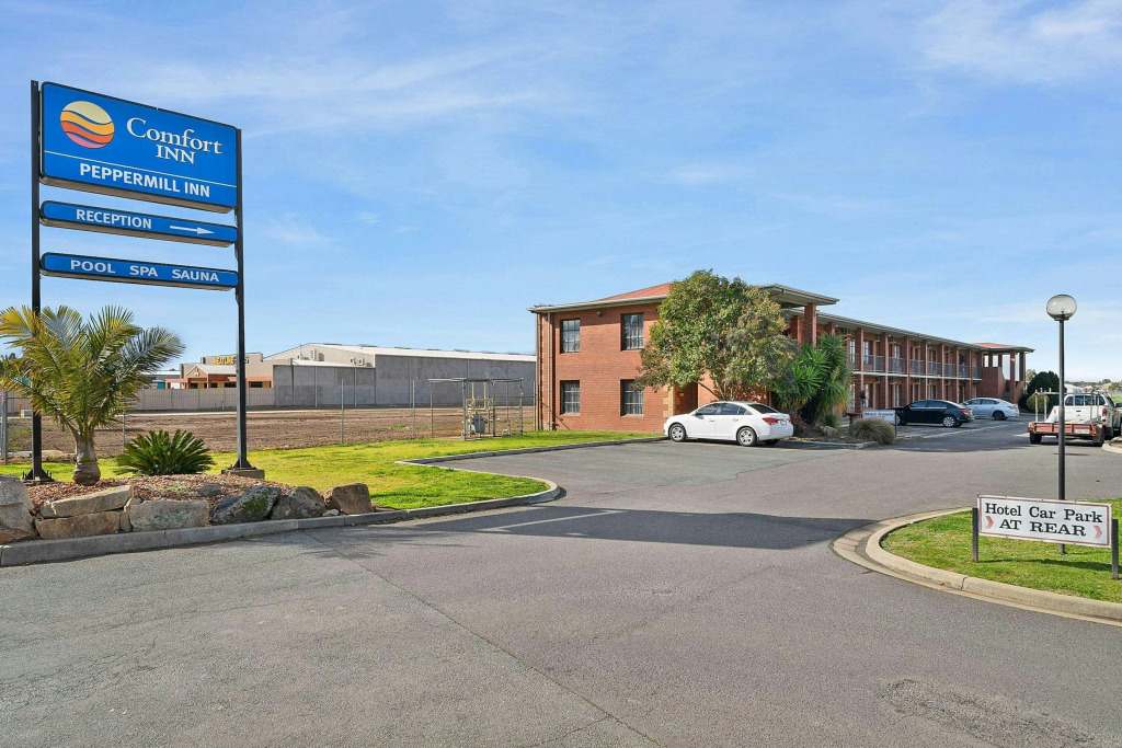 Peppermill Inn Motel