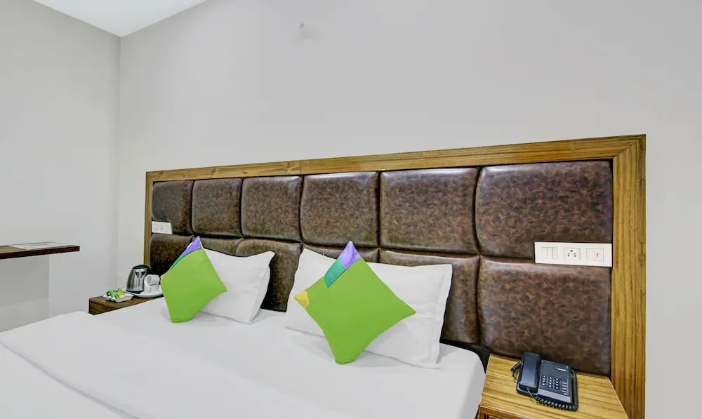 Hotel Royal Salute Chandigarh Delhi Expressway Zirakpur Chandigarh