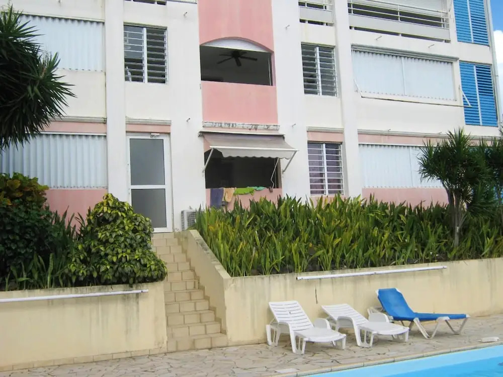 House With one Bedroom in Les Trois-îlets, With Wonderful sea View, Shared Pool, Enclosed Garden