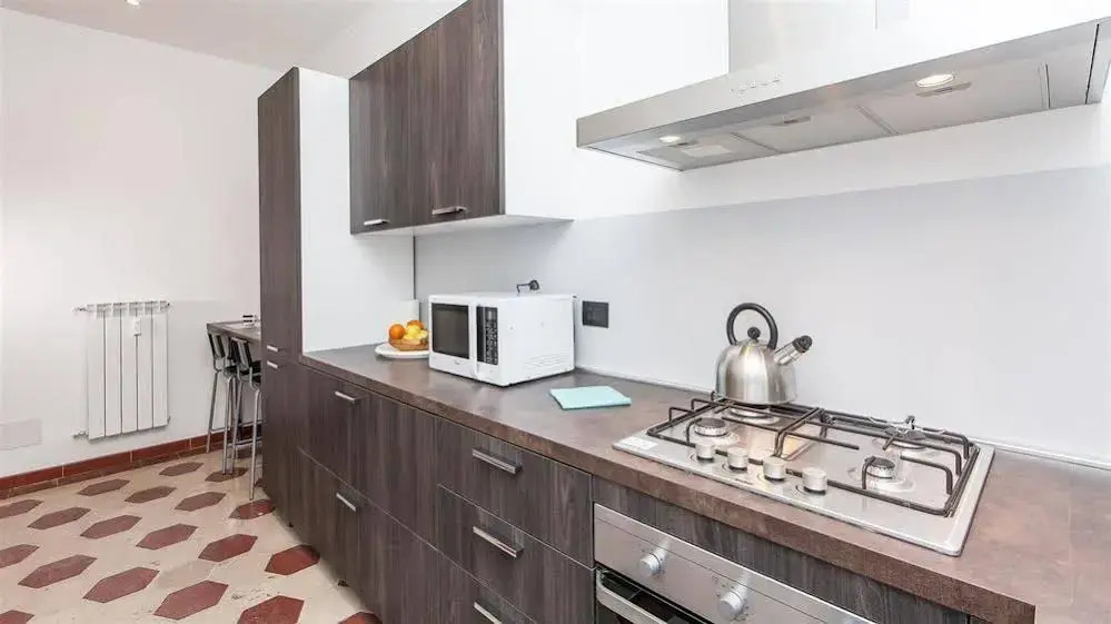 Bodoni Apartment