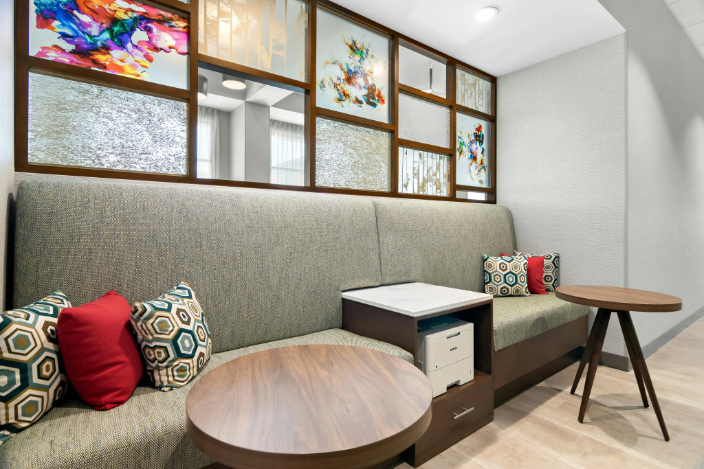 Hampton Inn & Suites Chicago Medical District Uic