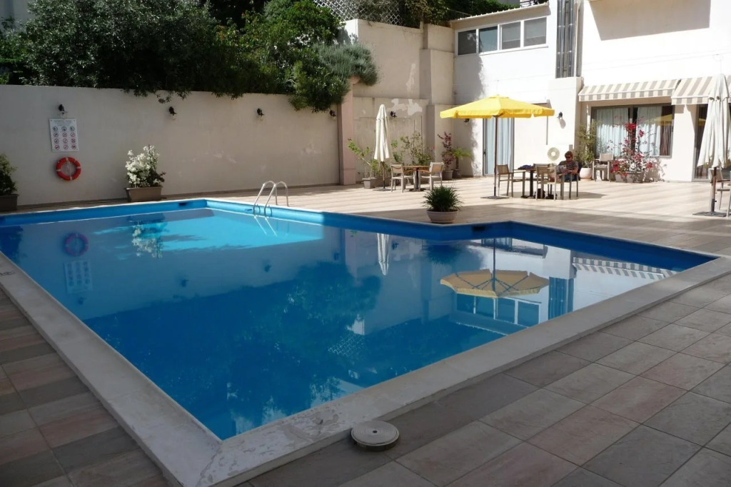 Amarilia Hotel