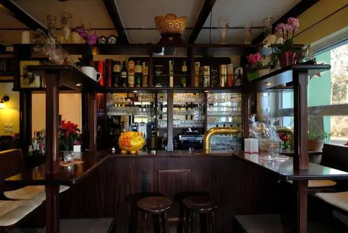 Waldrestaurant & Hotel