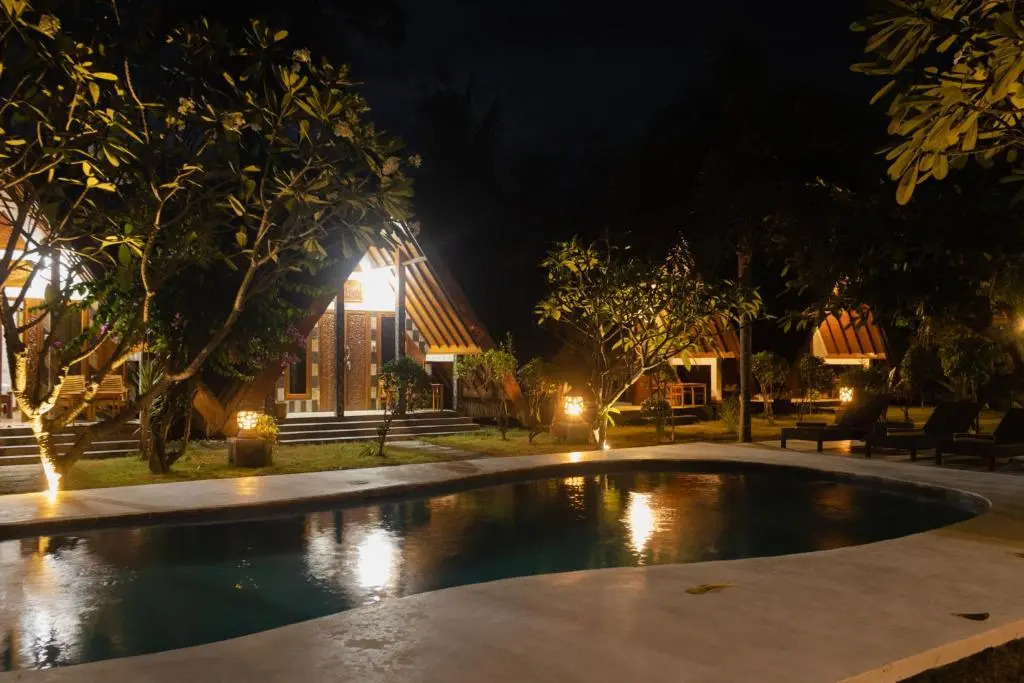Lucys Garden Hotel