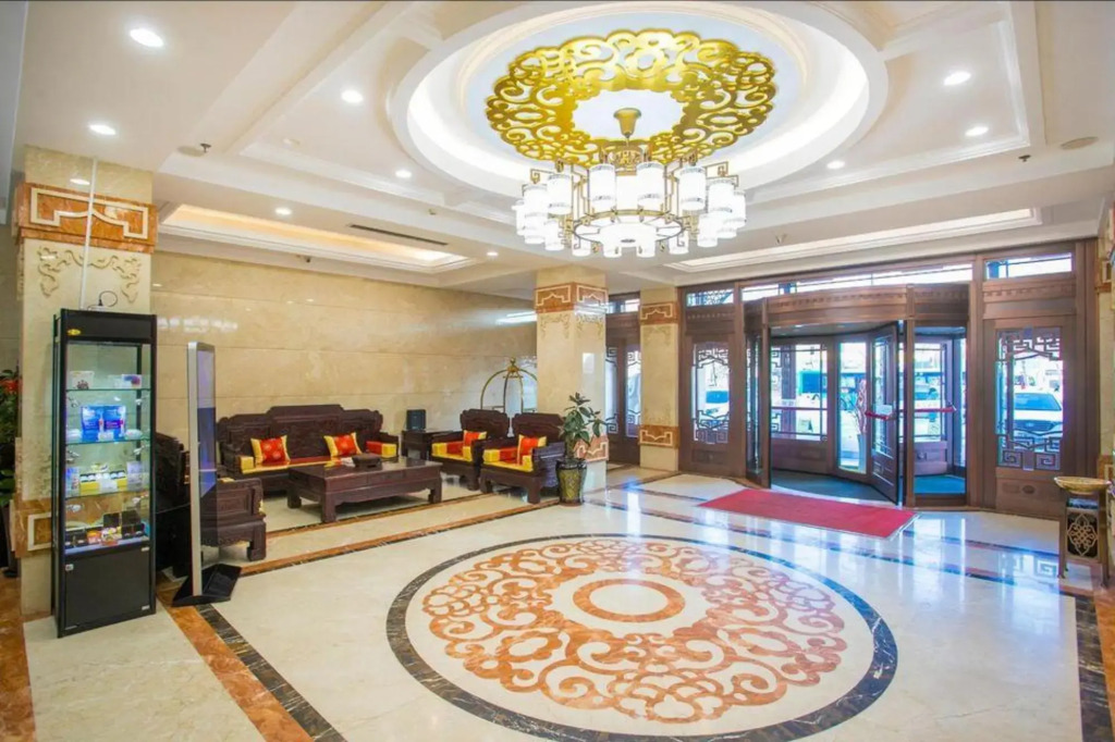 Qianbaidu Hotel