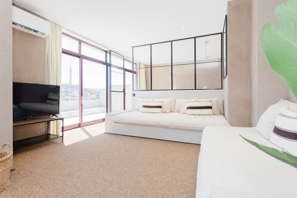 Liiiving in Gaia - Panoramic Terrace Penthouse
