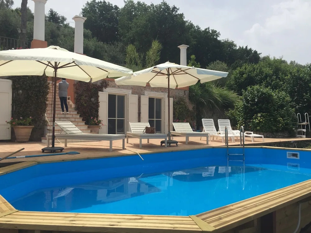 Villa Linaro