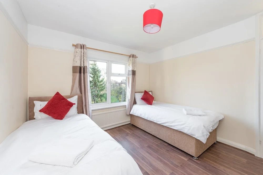 Brenner Lodge 4-Bedroom House