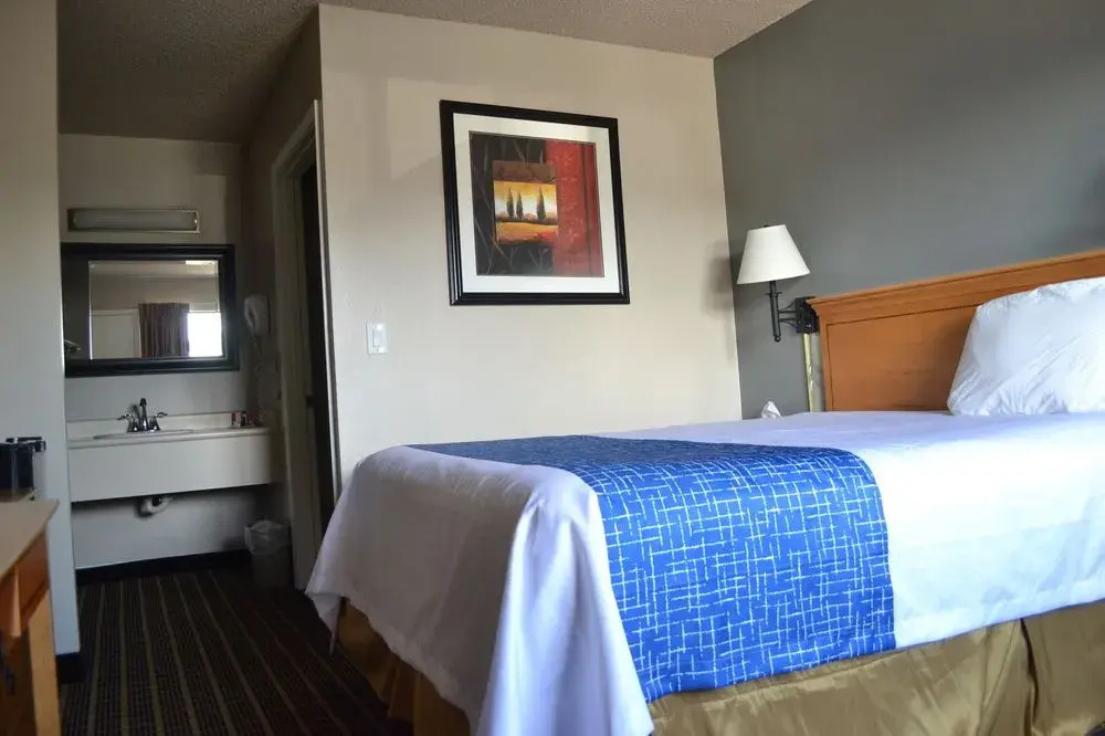 Travelodge by Wyndham Sea-Tac Airport North
