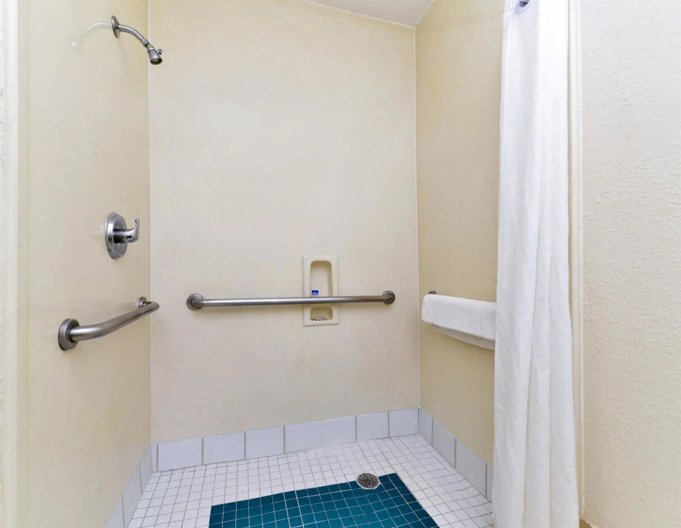 Americas Best Value Inn and Suites Houston/Northwest Brookhollow
