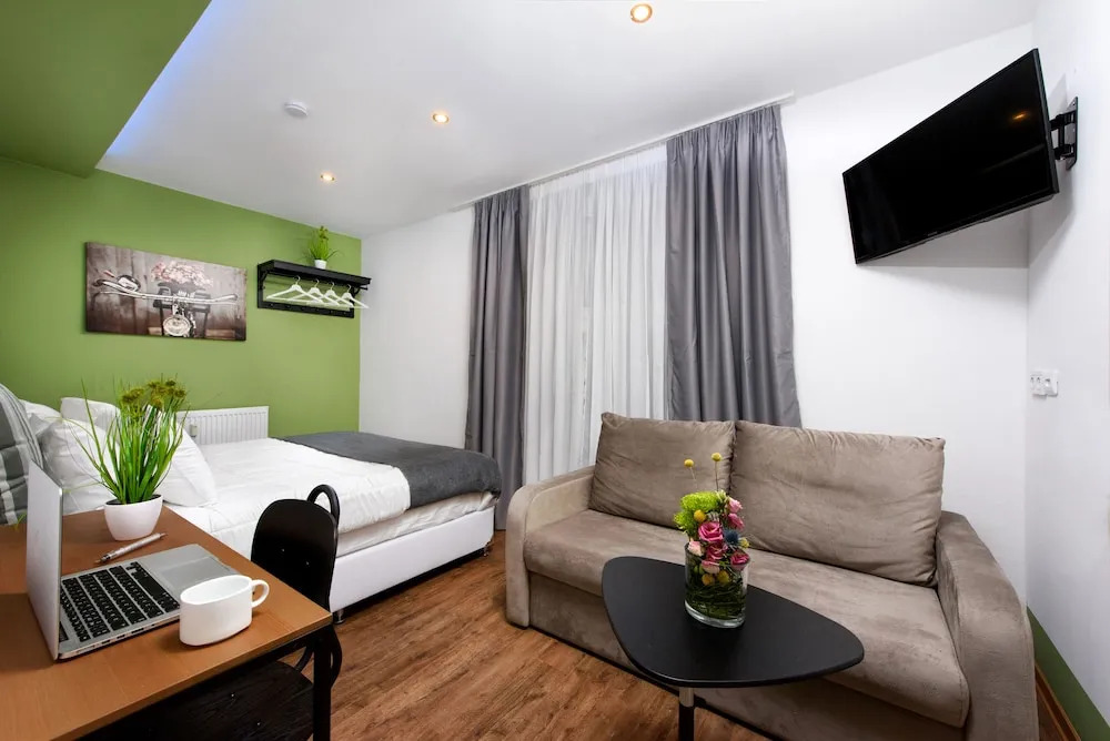 Hotelzimmer in Berlin Prenzlauer Berg 2 Neu