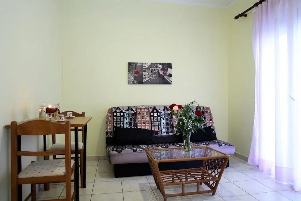 Avra apartments
