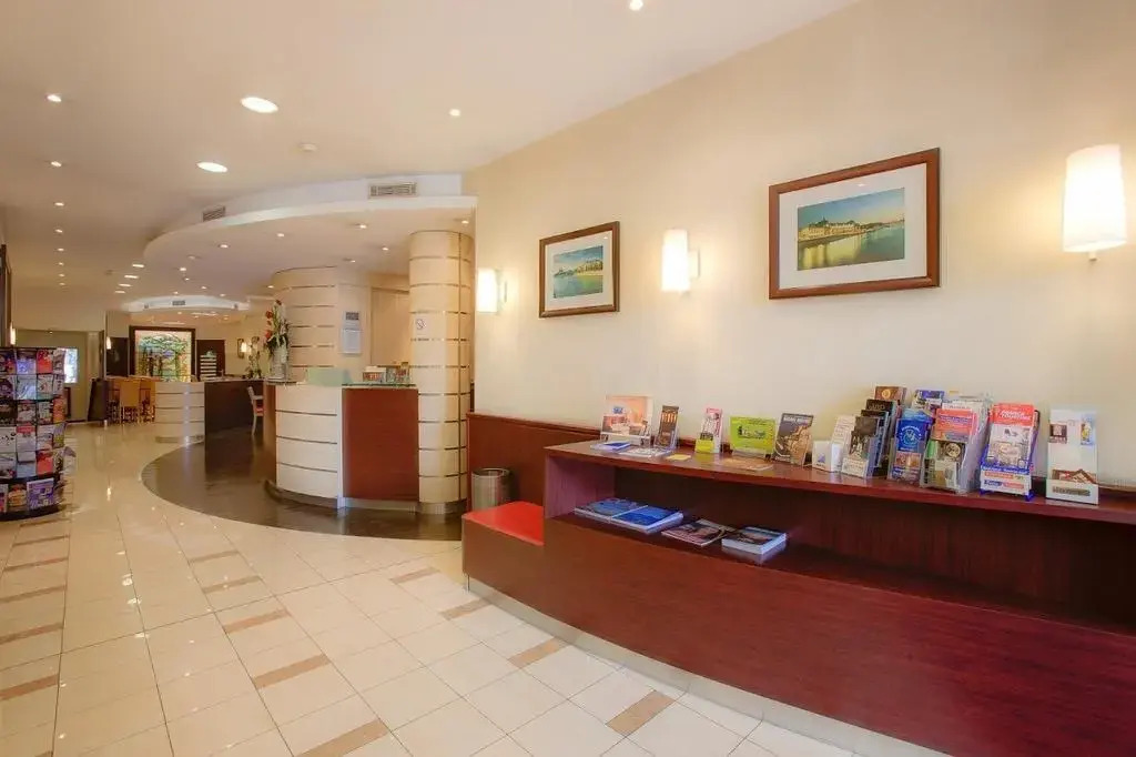 Hotel Terminus Montparnasse