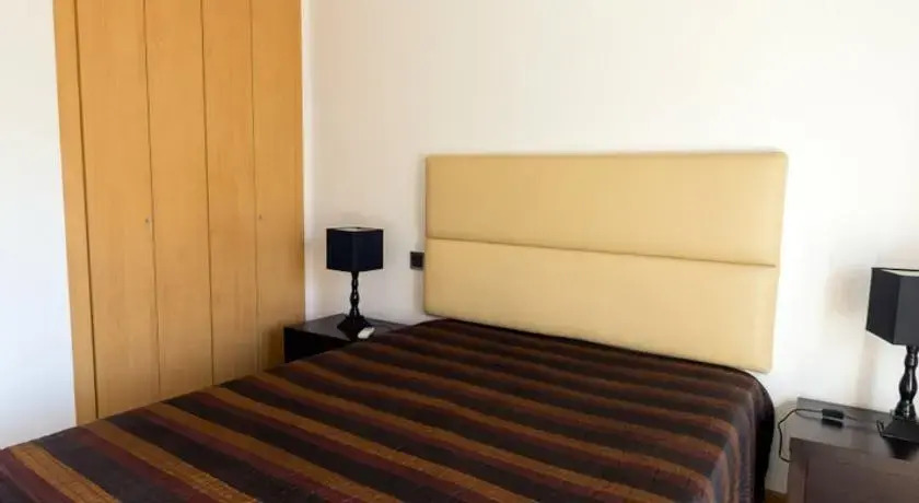 Akisol Albufeira Oura III