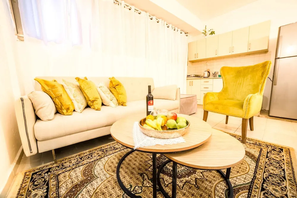 Premium suites on Beach Ben Yehuda 43