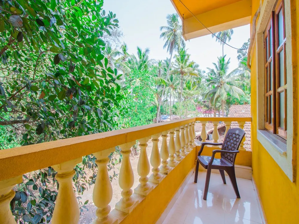 OYO 14210 Home Peaceful 1BHK Arpora