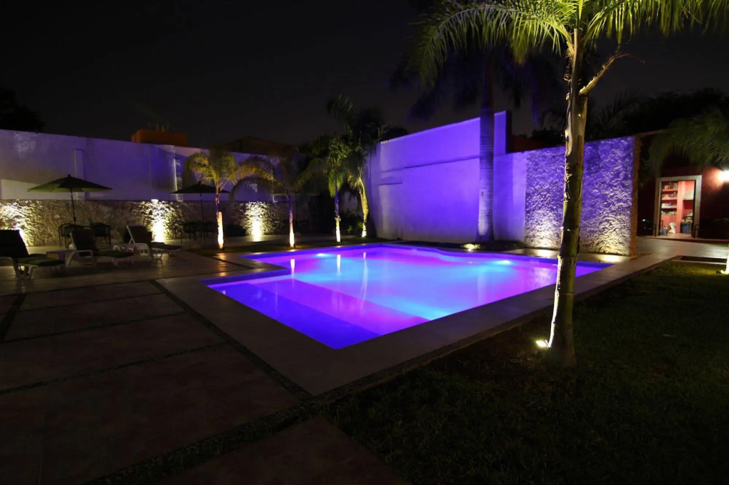Hotel Embajadores
