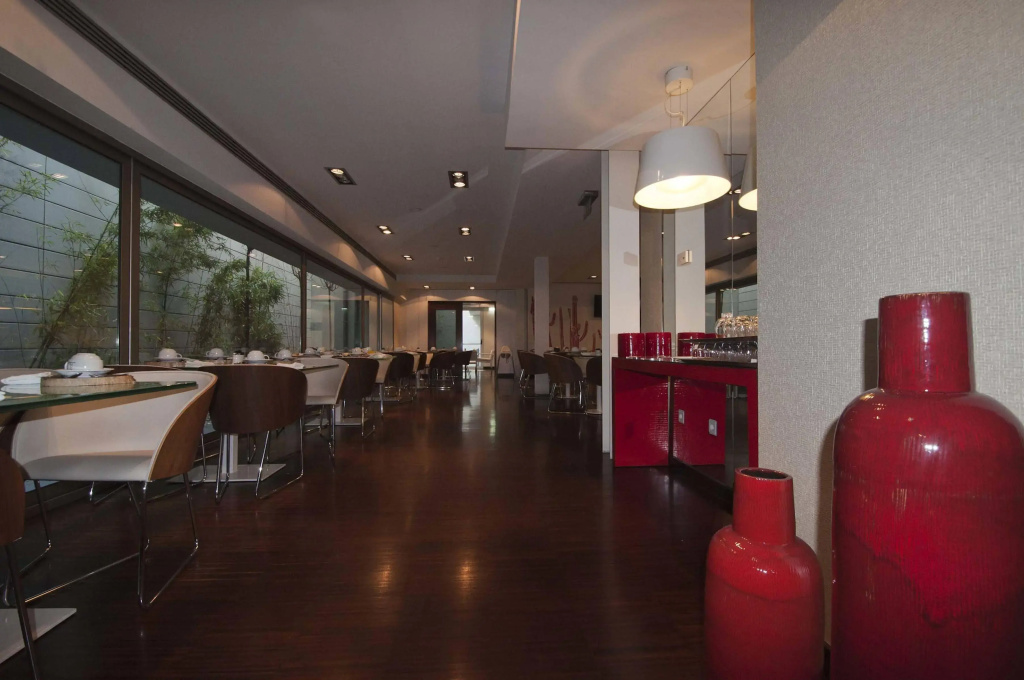 Porto Trindade Hotel