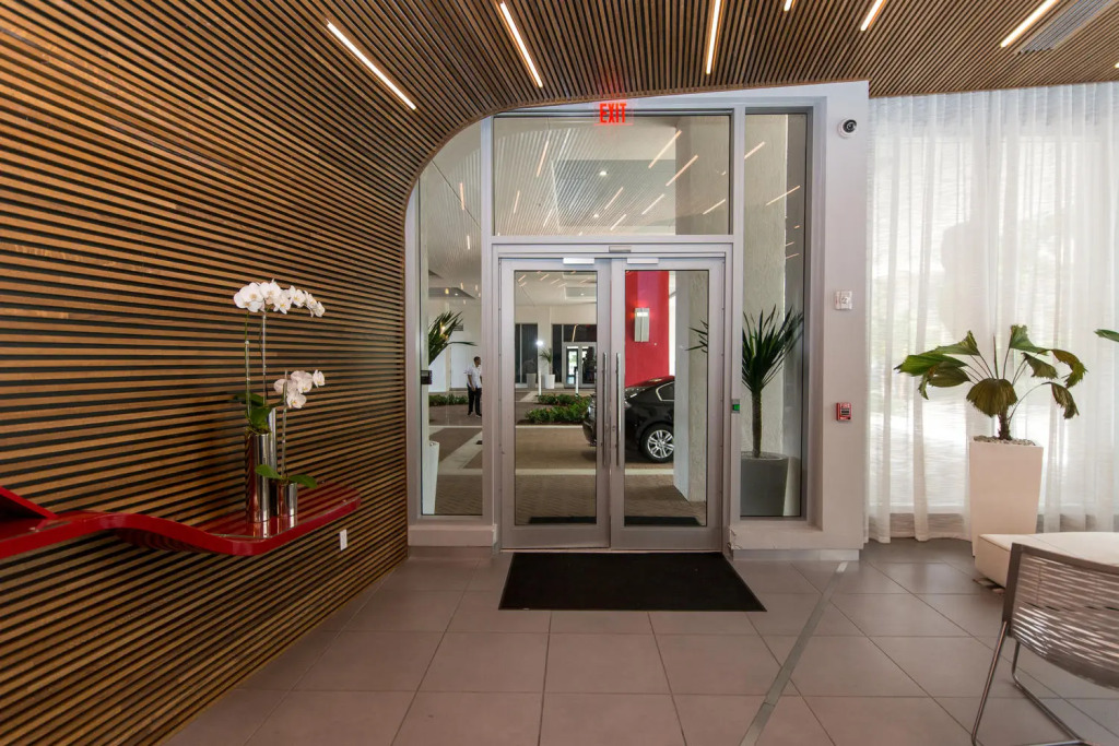 Three-Bedroom Beachwalk Resort Apartment