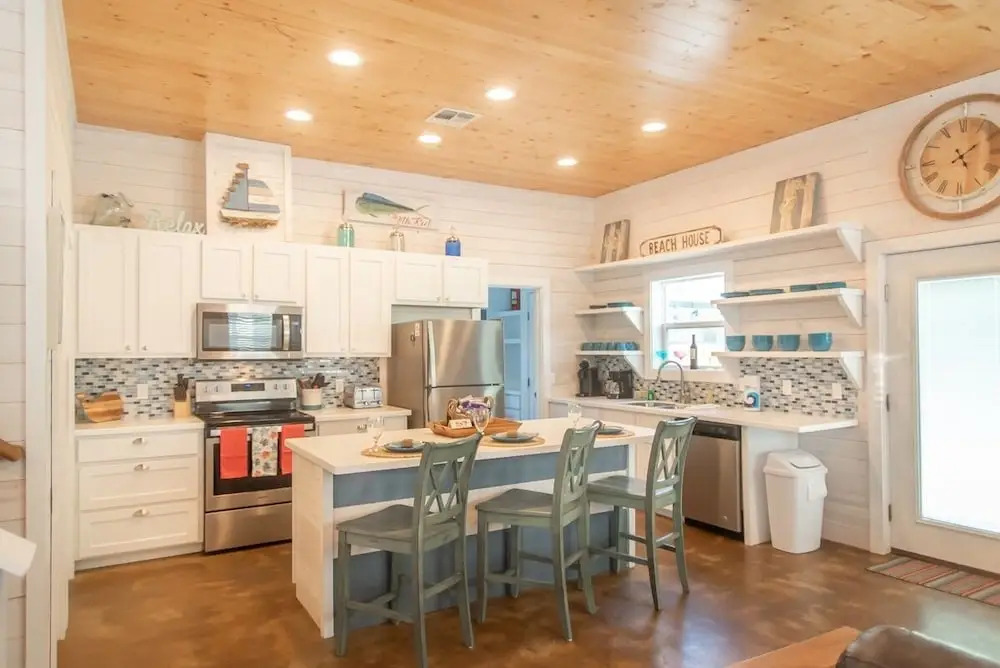 The Villa Reel 4 Bedrooms 4.5 Bathrooms Home