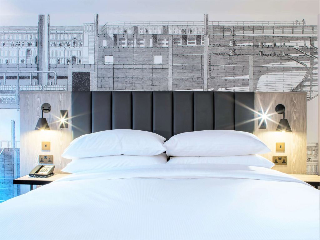 DoubleTree by Hilton Bristol South - Cadbury House