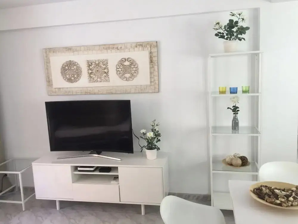Seaside Bliss 2 Bedroom Condo in Fuengirola